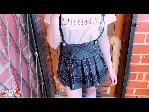 ❤️ Schoolgirl Sucks a dick gu domhainn agus fucks an àite clasaichean. ️❌  Bhidio fucking  leinn gd.teenactivewear.ru